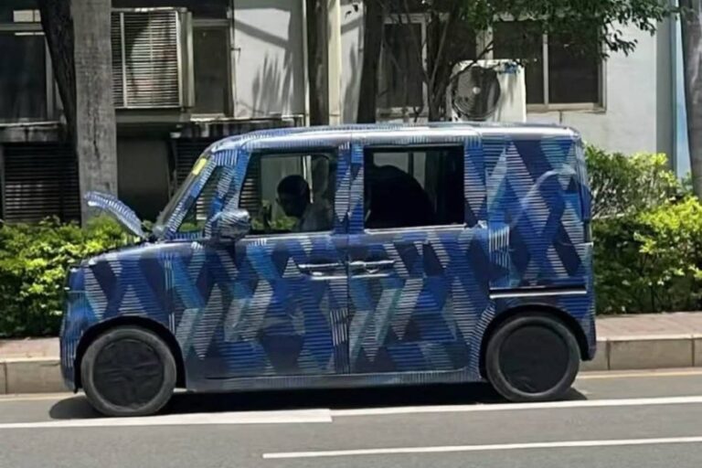 “奋进新时代”主题成就展在京开幕