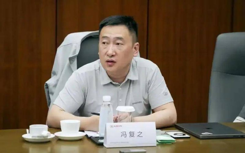 老太辱骂女子反被升舱？江西航空回复：不存在升舱